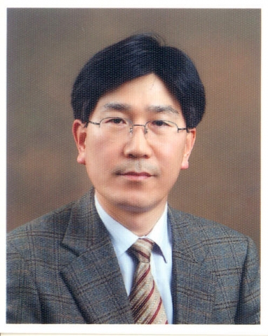 건국대학교 총장직무대행, 한성일 부총장