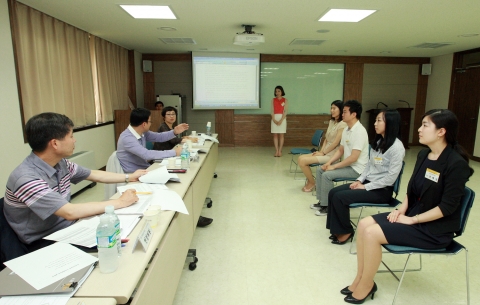 KB Talent Fair 행사장 부스 전경