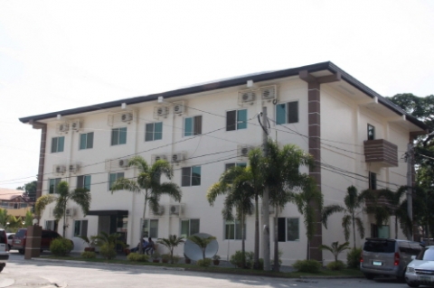 토킹넷 코리아가 필리핀 클락에서 진행되는 영어캠프 참가 학생을 선착순으로 모집한다