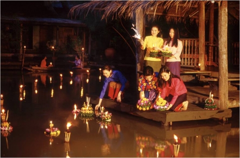 로이크라통 태국 전통 축제 이미지
