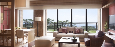 Ritz-Carlton Suite - living room- Okinawa