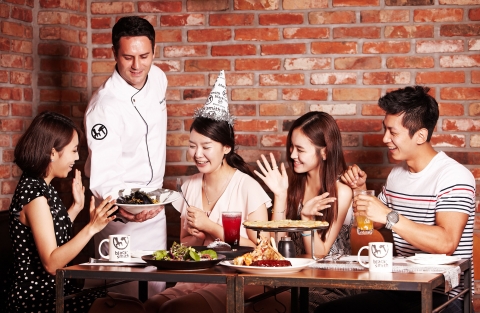 블랙스미스 신메뉴 고객