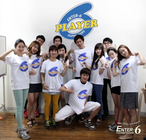 엔터식스는 지난 18일 서울 청담동 본사에서 대학생 마케팅 서포터즈 6-Player 4기 발대식을 가졌다.