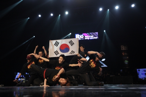 R-16 Korea 2011 결승전 장면