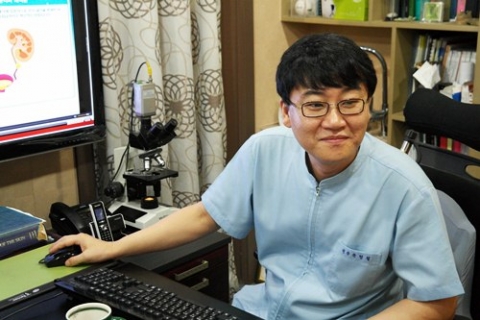 라임비뇨기과 윤현철 원장