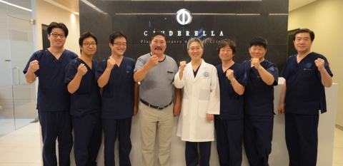 신데렐라성형그룹이 아시아의 대표병원이 되자는 화이팅!