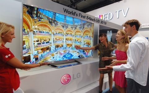 LG TO PRESENT FULL LINE-UP OF LEADING HOME ENTERTAINMENT PRODUCTS AT IFA 2012 FEATURING WORLD’S LARG...