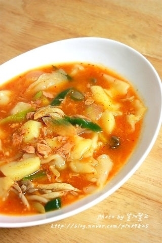 참치매운탕수제비