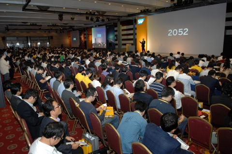 SAP 코리아는 14일 삼성동 코엑스 컨벤션센터에서 SAP 창립 40주년 기념 ‘SAP 포럼 서울’을 성황리에 개최하고 △모바일 △애널리틱스 △애플리케이션 △데이터베이스 및 테크놀