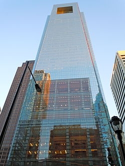 투자이민자금을 이용하여 신축된 필라델피아 Comcast Center 본사 건물