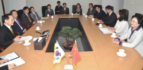 동명대가 지난 9월 24일 중국 산동성 소재
종합대학교 임기대학과의 협정 체결 장면