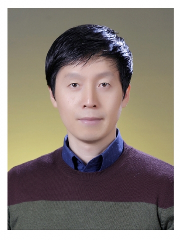 도서출판 행복에너지에서 발간한 '성공을 위한 리허설'의 공동저자 서울강서경찰서 보안과 정준영 경사