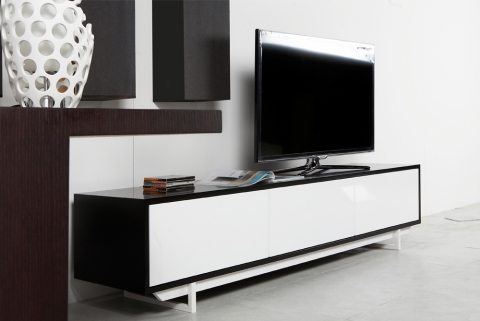 리모컨신호 중계장치가 장착된 TV장식장. 티브이메이트 RFS시리즈. DIVA(디바) 제품이미지