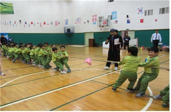 유아스포츠단 가을운동회 줄다리기