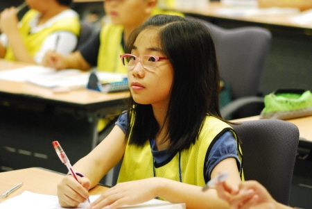 서울교육대학교 브레인업연구센터가 겨울방학을 맞아 12월 28일부터 1월 27일까지 4차에 걸쳐 자기주도학습, 자기주도멘토링, 리더십 캠프를 개최한다.