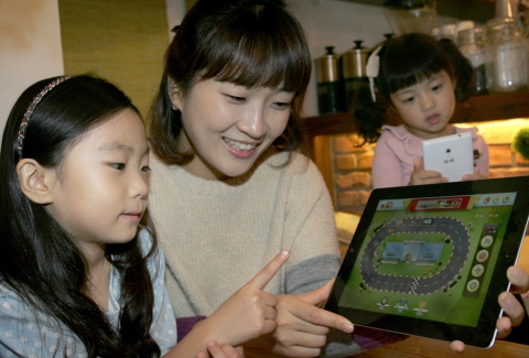 LG유플러스(부회장 이상철 / www.uplus.co.kr)가 한글과컴퓨터(대표 이홍구 / http://www.hancom.com)와 함께 국내 인기 어린이 캐릭터 ‘브루미즈’를 