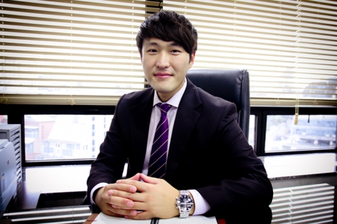 창업몰 경제연구소 CERI 민주홍 팀장