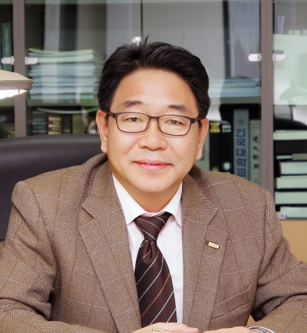 윤병선 교수