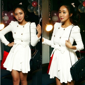 White moon coat/ops
포제스연말파티룩