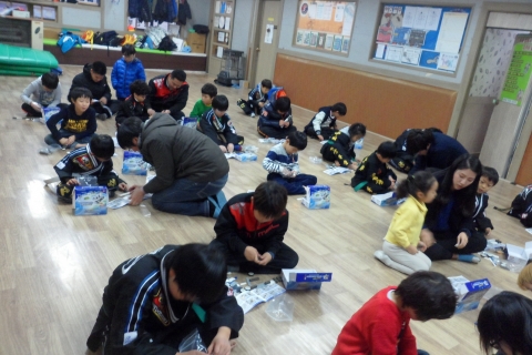 메가로보텍, 퓨앤퓨즈 J-BRICK시리즈 유통 계약 체결