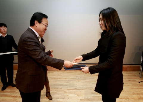 제9회 전국문화콘텐츠스토리텔링 공모전에서  대상을 수상한 청주대 이명현씨(26)