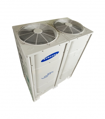 삼성전자 시스템에어컨(모델명 ADX200VSHHA1)이 기존 자사 표준형 제품보다 탄소배출량을 12% 감축해 18일 환경부가 시행하는 탄소성적표지제도에서 '저탄소제품'으로 인증받았다. (사진은 해당 제품 이미지)