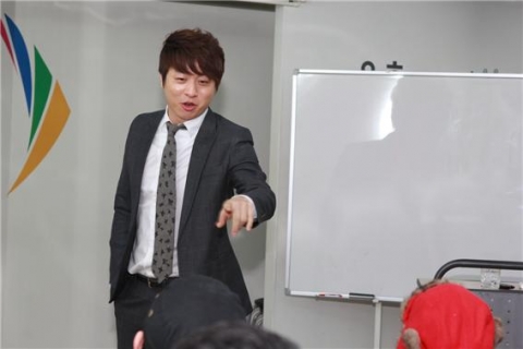 열강중인 유상무