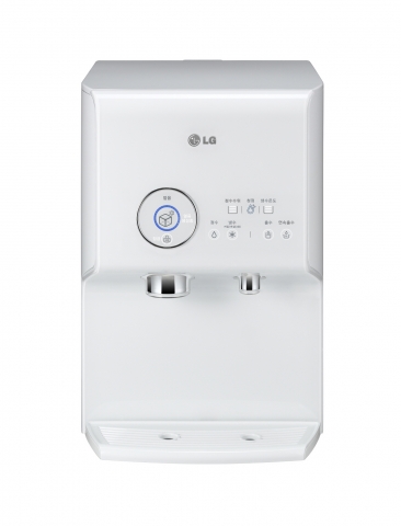 LG전자(066570, 대표 具本俊, www.lge.co.kr)가 3중 위생관리, 동급 최대 제빙량, 친환경 고효율 기능을 갖춘 ‘LG얼음정수기(모델명:WPD72RW1R)’를 출시한다.