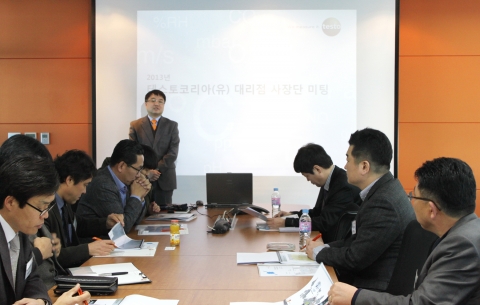 테스토 코리아는 본사-대리점 간의 공동성장을 위한 세미나를 개최했다.