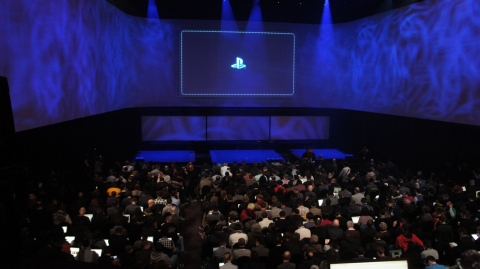 소니컴퓨터엔터테인먼트(Sony Computer Entertainment Inc., SCE)는 오늘 ‘PlayStation®Meeting 2013’ 에서 차세대 가정용 게임 플랫폼이