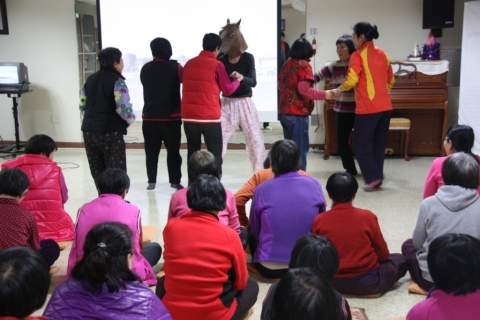 한국보건복지인력개발원 광주사회복무교육센터는 지난 2월 22일(금) 보건복지분야 직무교육을 수료한 사회복무요원을 중심으로 구성된 재능나눔봉사동아리 “The 좋은 친구 하비” 2월 봉
