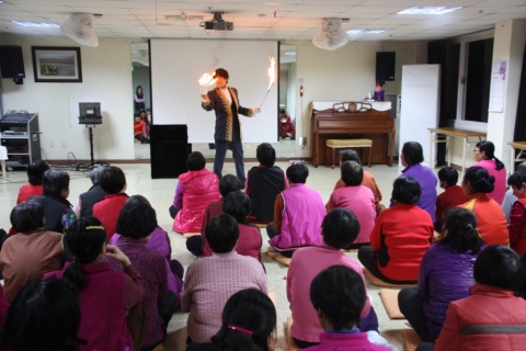 한국보건복지인력개발원 광주사회복무교육센터는 지난 2월 22일(금) 보건복지분야 직무교육을 수료한 사회복무요원을 중심으로 구성된 재능나눔봉사동아리 “The 좋은 친구 하비” 2월 봉