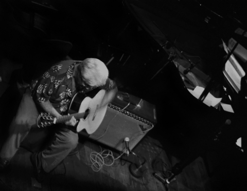 노상현 작가의 개인사진전 ‘재즈’ 중 토미 엠마뉴엘(Tommy Emmanuel)