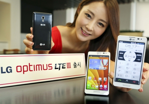 SK텔레콤(대표이사 사장 하성민, www.sktelecom.com)과 LG전자(066570, 대표 구본준, www.lge.co.kr)가 LTE의 빠른 속도를 처음으로 즐기는 소비자