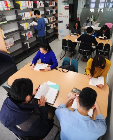 건국대 도서관 ‘베스트셀러 전용 열람실’