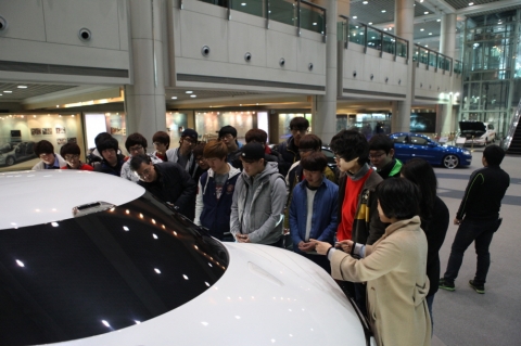 동명대 신입생 동기유발학기 15일 르노삼성차 견학 장면1