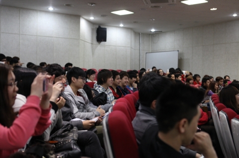 동명대 19일 이색 외국인유학생 입학식 장면3