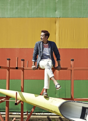 LG패션 TNGT, 영화배우 하정우와 전속모델 계약 체결