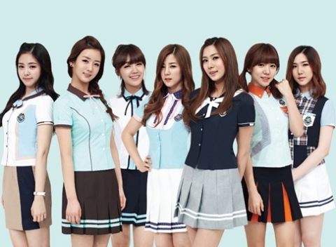 스쿨룩스 에이핑크 화보컷