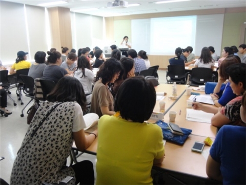 한국보건복지인력개발원은 드림스타트센터 실무자 1000명을 대상으로 2013 드림스타트 실무자 전문화 교육을 실시한다.