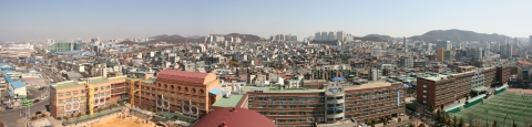 도시정비사업 바로알기 저자 중 한명인 박재필 아유경제 발행인의 사진(중앙대 사진학과 졸업, 다년간 사진기자로서 활동, 2006 KBS 디지털콘텐츠 사진부분 최우수상, 진중창작 장려상 군사령관 표창 등을 수상)