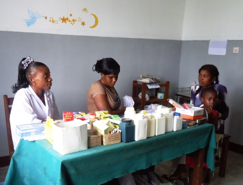 KVO DRC 말라리아 센터 간호사실 - 진료 현장 (사진=한국국제봉사기구 제공)