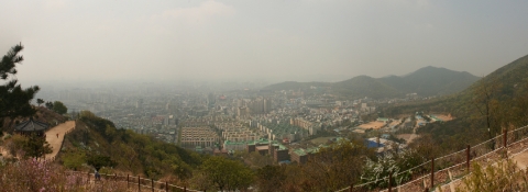 도시정비사업 바로알기 저자 중 한 명인 박재필 아유경제 발행인의 사진(중앙대 사진학과 졸업, 2006 KBS 디지털콘텐츠 사진부분 최우수상, 진중창작 장려상 군사령관 표창 등을 수