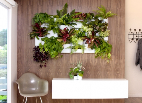 디자인, 혁신, 환경보호 마인드로 만들어진 지속 가능한 정원인 얼비오(Urbio)는 레고형 정원