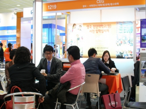 유학네트는 25일 오후 1시부터 5시까지 삼성동 코엑스 컨퍼런스룸 317호에서 미국·영국 유학박람회 및 명문보딩스쿨 입학설명회를 개최한다고 21일 밝혔다.