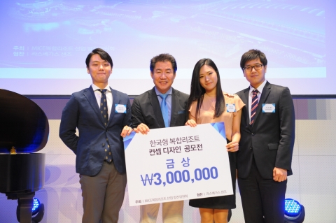 최근 다양한 방송 프로그램에서 심사위원으로 활약한 탤런트 박상원 및 소프라노 한경미를 특별 심사위원으로 선정했다.