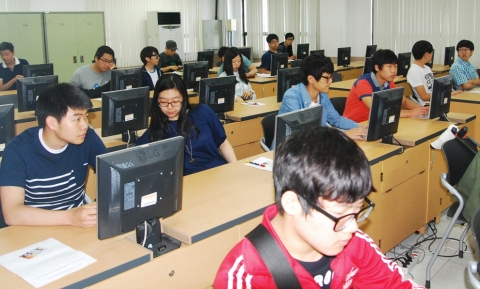 동명대 6/6 전국 정보과학 올림피아드 대회 성료 장면1