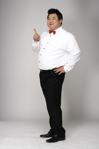 김준현은 6월 21일 방송되는 GS홈쇼핑 방송에서 김준현의 6’s 져키를 직접 홍보, 판매할 예정이다.