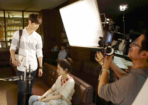 건국대 예술디자인대학 예술학부에 재학 중인 인기 그룹 동방신기 멤버 최강창민(영화전공 09학번)이 모교인 건국대의 홍보영상에 출연한다