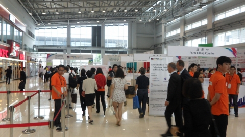 한국스마트산업협회는 세계이동통신사업자협회의 초청을 받아 지난 6월 26일부터 28일까지 3일간, 중국 상하이에서 열린 GSMA 모바일 아시아 엑스포2013에 국가관으로 참가하였다.